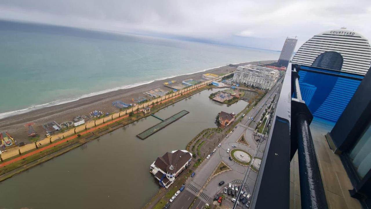 Orbi City Batumi Bagian luar foto