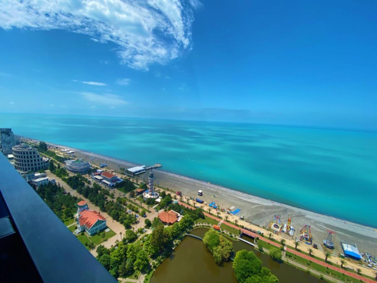 Orbi City Batumi Bagian luar foto
